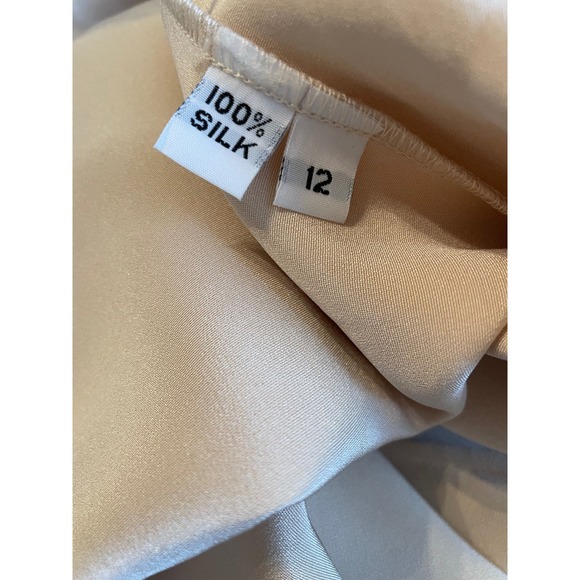 Sylvia Heisel Vtg Silk Champagne Beige Short Sleeve Blouse Size 12 Minimalist - Picture 4 of 5
